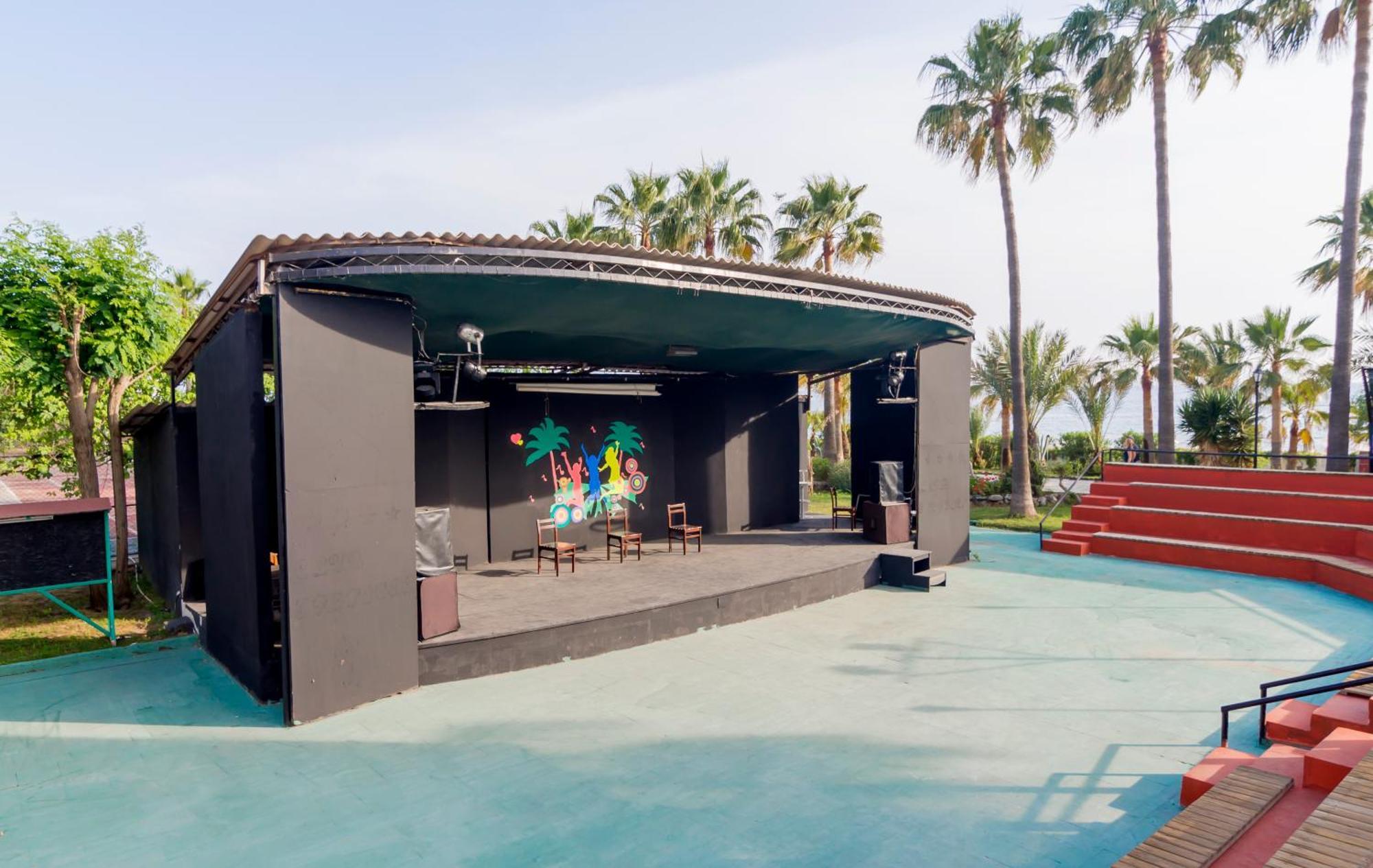Club Tropical Beach Hotel Toslak Esterno foto