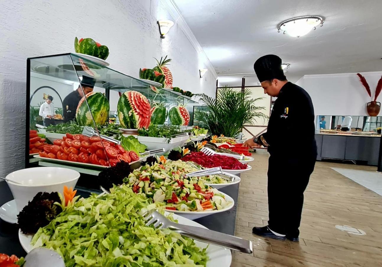Club Tropical Beach Hotel Toslak Esterno foto